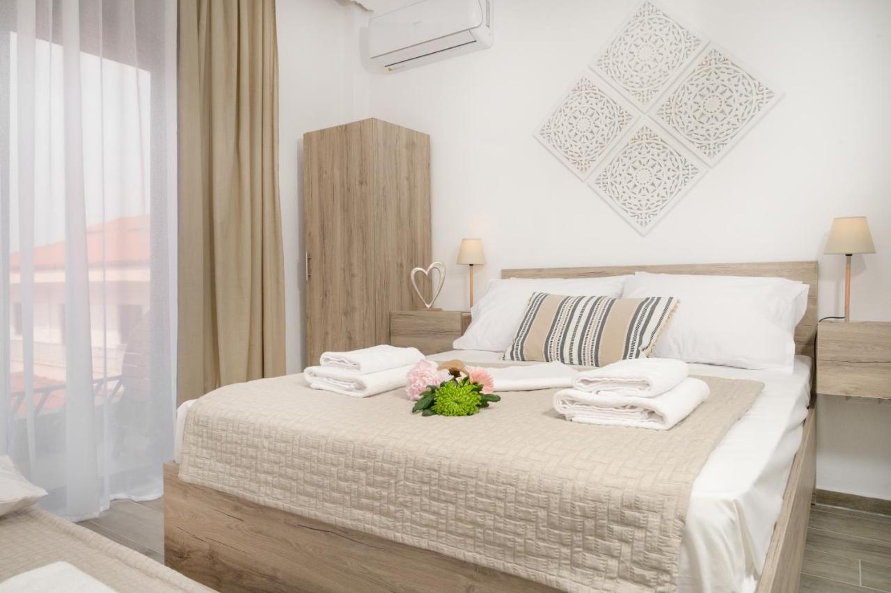 To Let Apartment Nea Roda